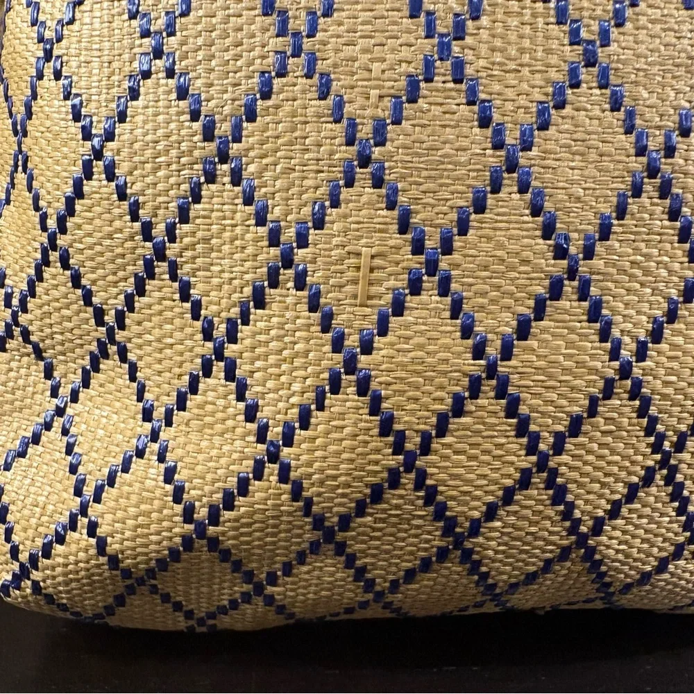 Vera Bradley Straw Anchor Crossbody - Picture 10 of 13